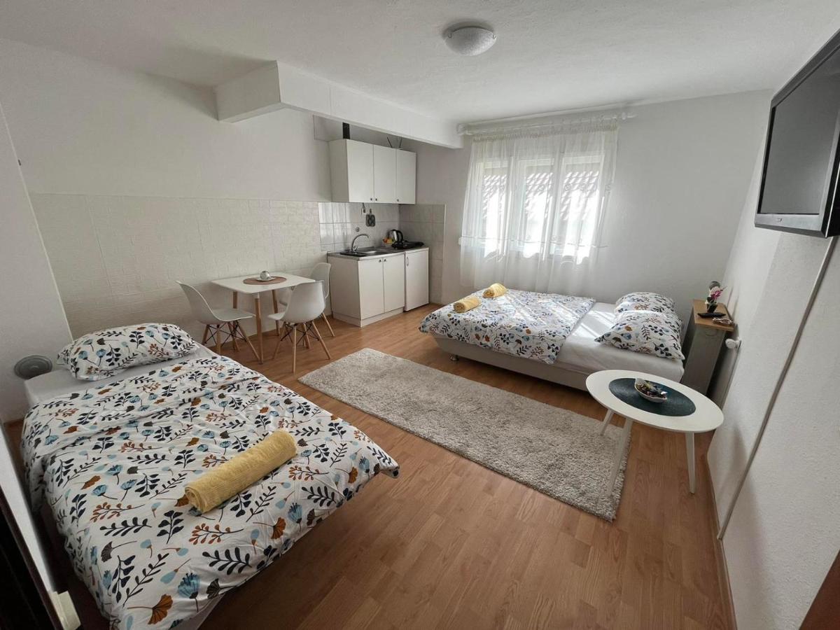 Sunlight Apartments モスタル エクステリア 写真